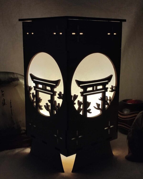 Lampe japonaise bois Torii nuit 2